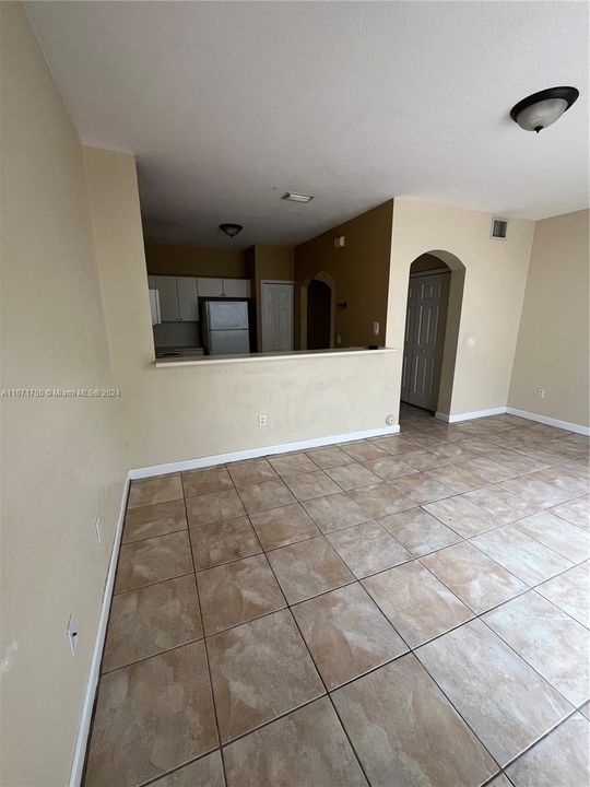 For Rent: $2,800 (3 beds, 2 baths, 1452 Square Feet)