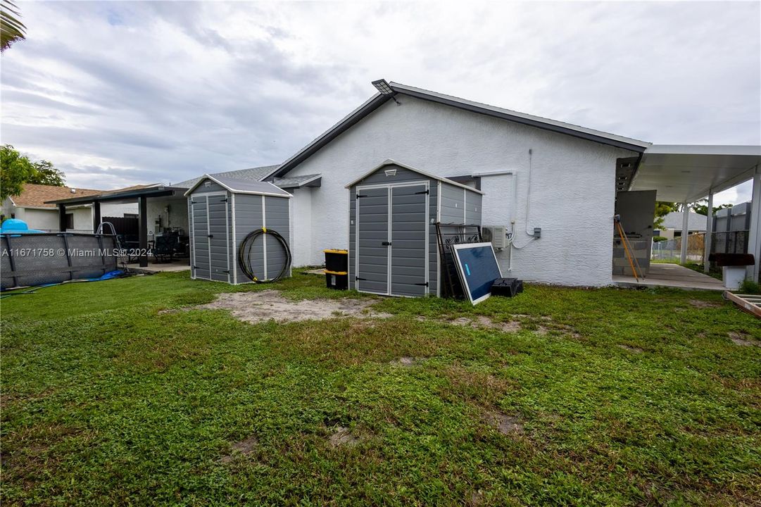 For Sale: $615,000 (3 beds, 2 baths, 1197 Square Feet)