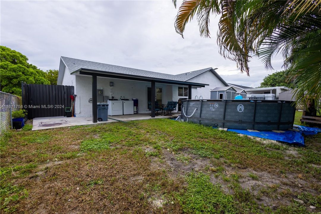 For Sale: $615,000 (3 beds, 2 baths, 1197 Square Feet)