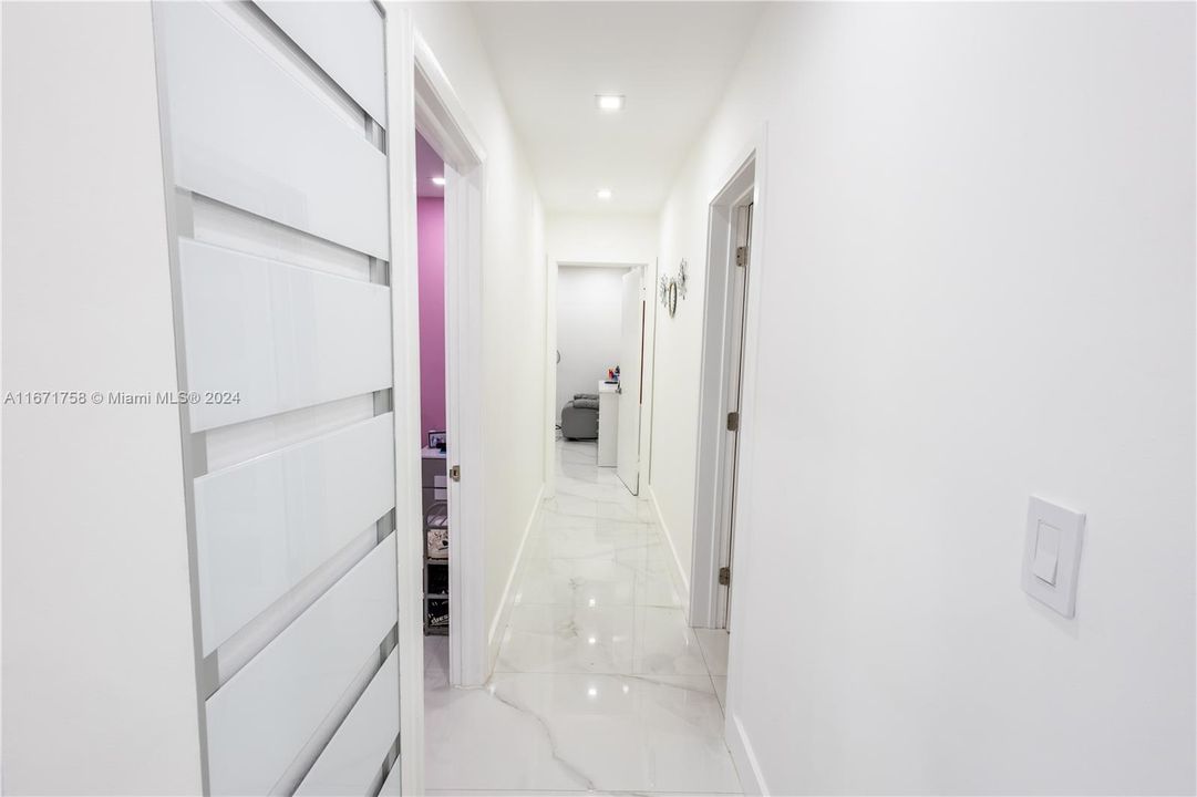 En Venta: $615,000 (3 camas, 2 baños, 1197 Pies cuadrados)