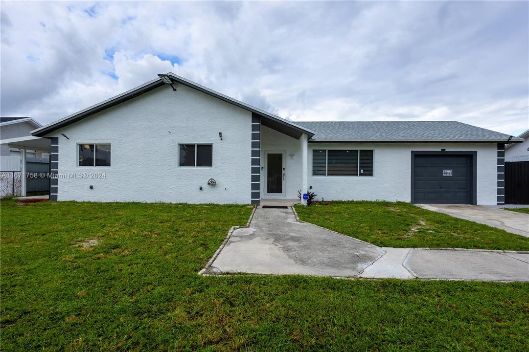 For Sale: $615,000 (3 beds, 2 baths, 1197 Square Feet)