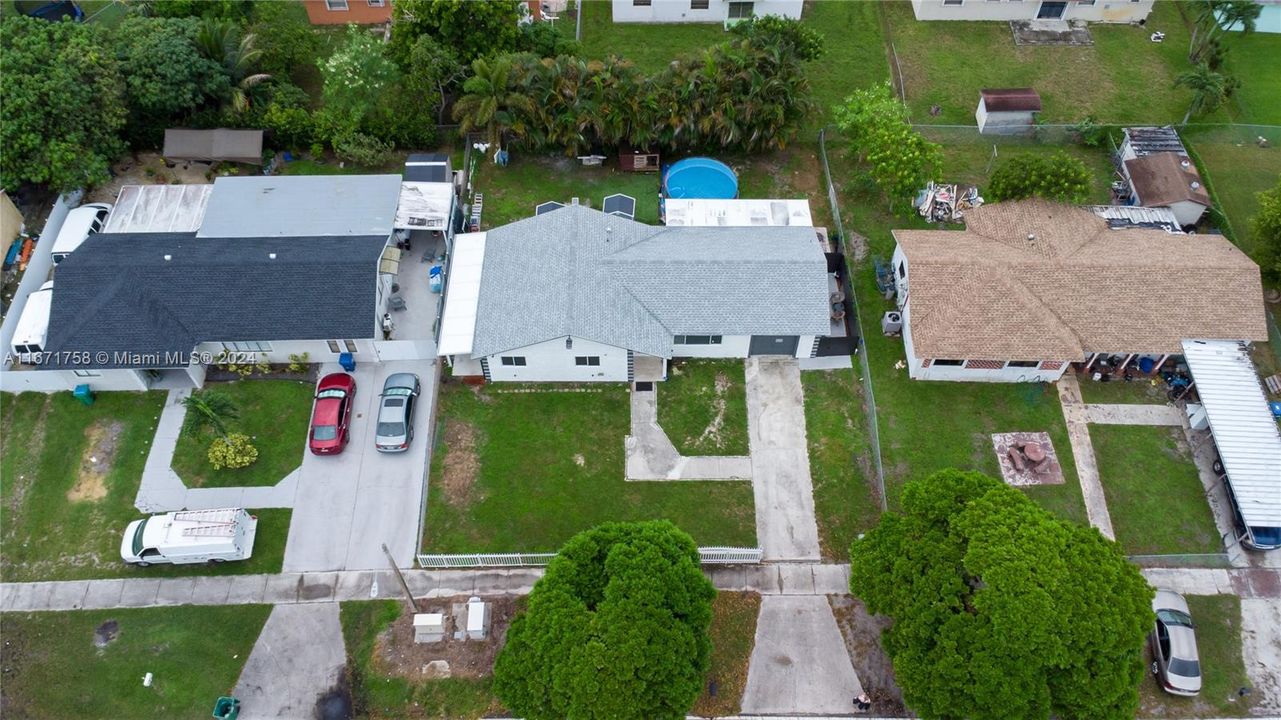 For Sale: $615,000 (3 beds, 2 baths, 1197 Square Feet)