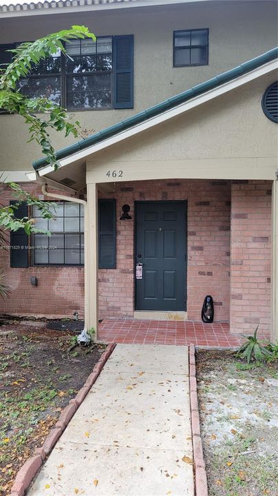 For Rent: $3,100 (2 beds, 2 baths, 1224 Square Feet)