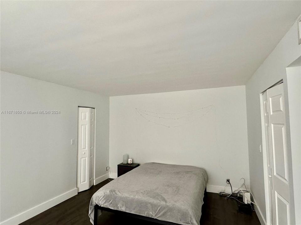 For Rent: $2,600 (2 beds, 2 baths, 1339 Square Feet)