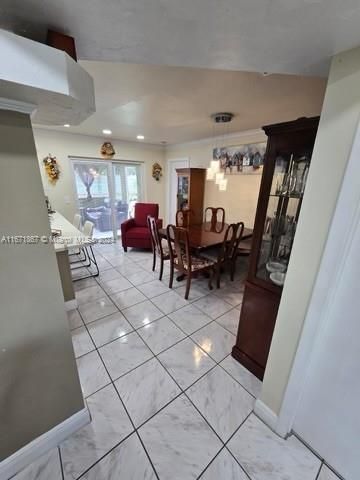 En Venta: $395,000 (3 camas, 2 baños, 0 Pies cuadrados)