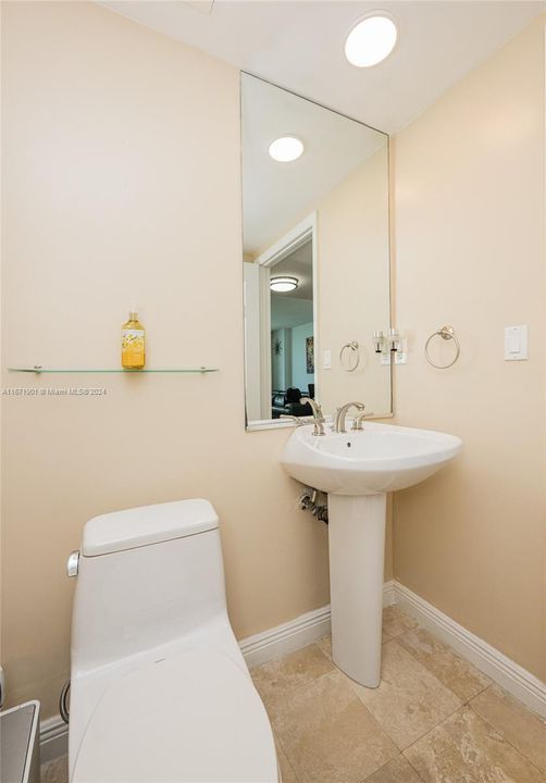 Guest Bathroom