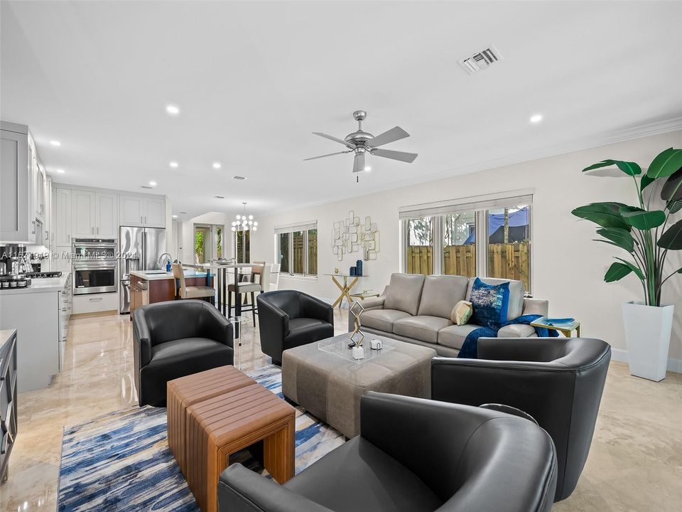 Active With Contract: $1,350,000 (3 beds, 4 baths, 2810 Square Feet)