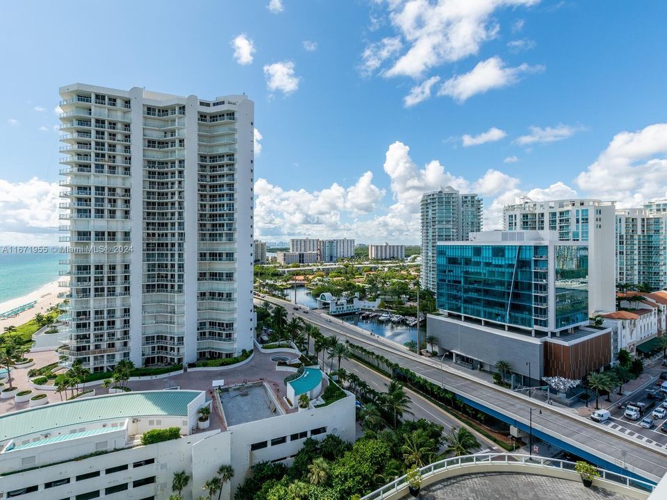 For Sale: $1,020,000 (2 beds, 2 baths, 1266 Square Feet)