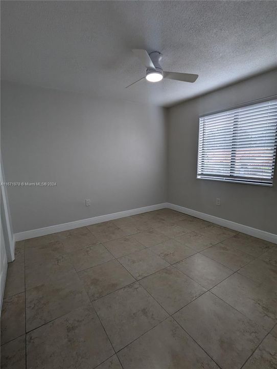 For Rent: $2,200 (2 beds, 1 baths, 3328 Square Feet)