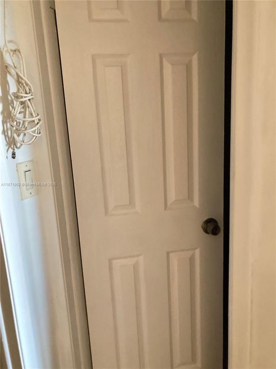 Activo con contrato: $56,000 (2 camas, 1 baños, 850 Pies cuadrados)