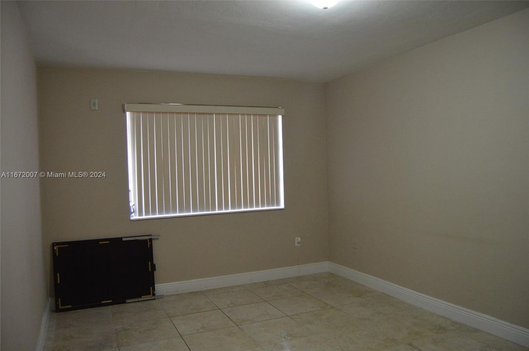 For Rent: $2,200 (2 beds, 2 baths, 1000 Square Feet)