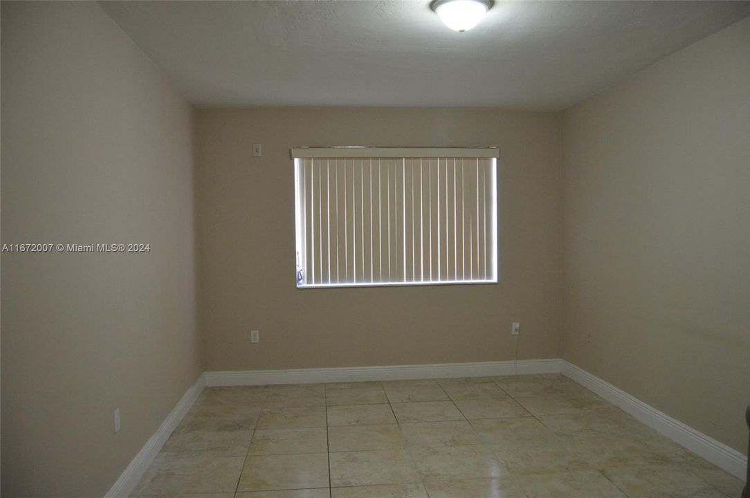 For Rent: $2,200 (2 beds, 2 baths, 1000 Square Feet)