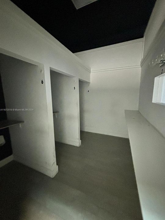 Recently Rented: $2,400 (0 beds, 0 baths, 0 Square Feet)