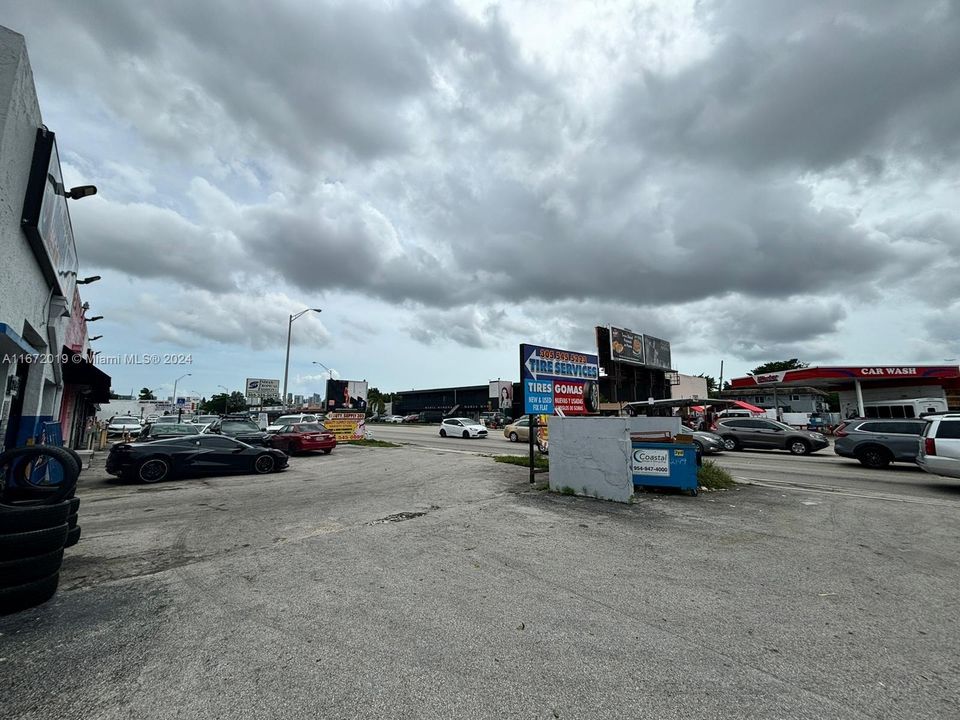 Recently Rented: $2,400 (0 beds, 0 baths, 0 Square Feet)