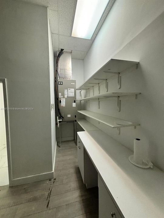 Recently Rented: $2,400 (0 beds, 0 baths, 0 Square Feet)