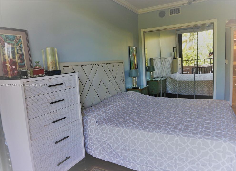 В аренду: $9,000 (3 спален, 3 ванн, 2001 Квадратных фут)