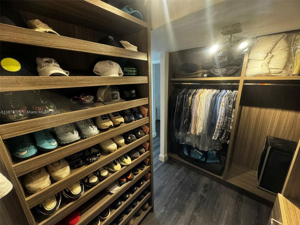 MAster Closet