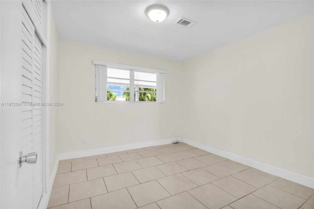 Active With Contract: $499,000 (4 beds, 2 baths, 1390 Square Feet)