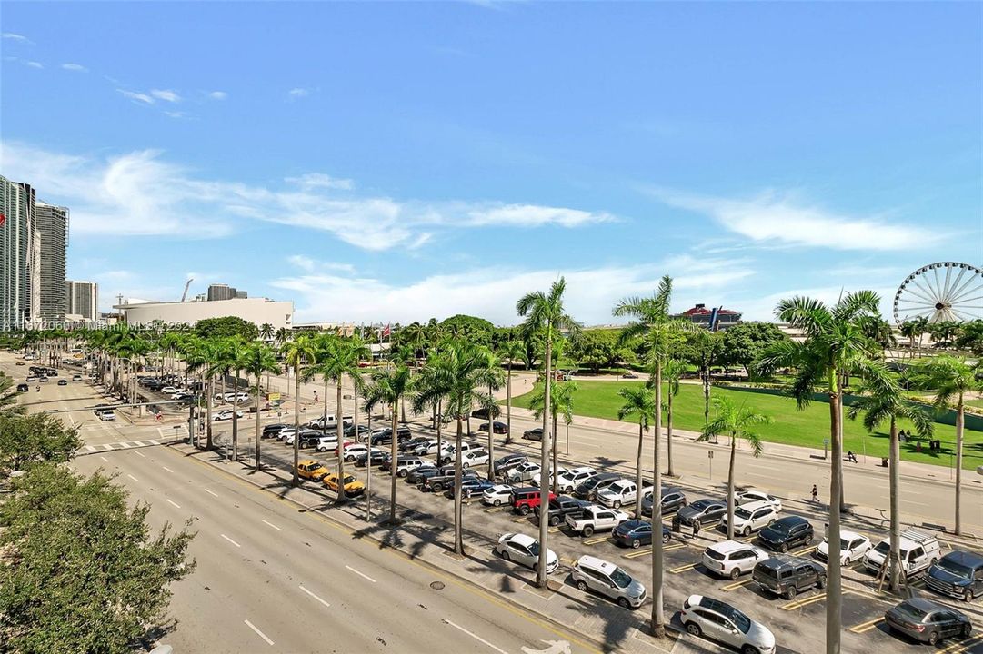 Recently Rented: $4,500 (2 beds, 2 baths, 1379 Square Feet)