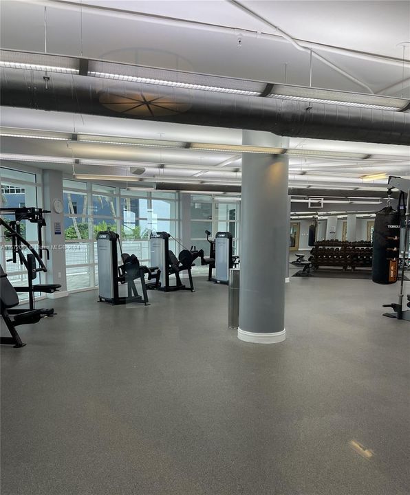 Recently Rented: $4,500 (2 beds, 2 baths, 1379 Square Feet)