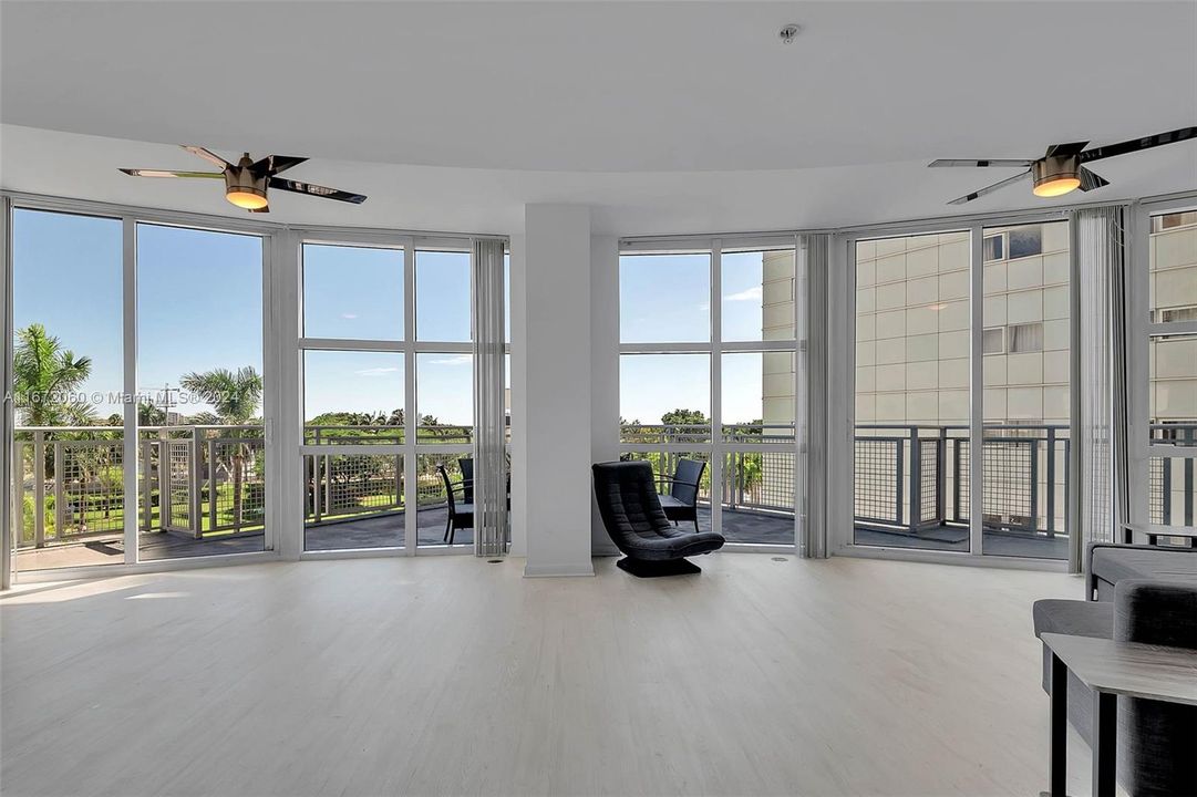 Recently Rented: $4,500 (2 beds, 2 baths, 1379 Square Feet)