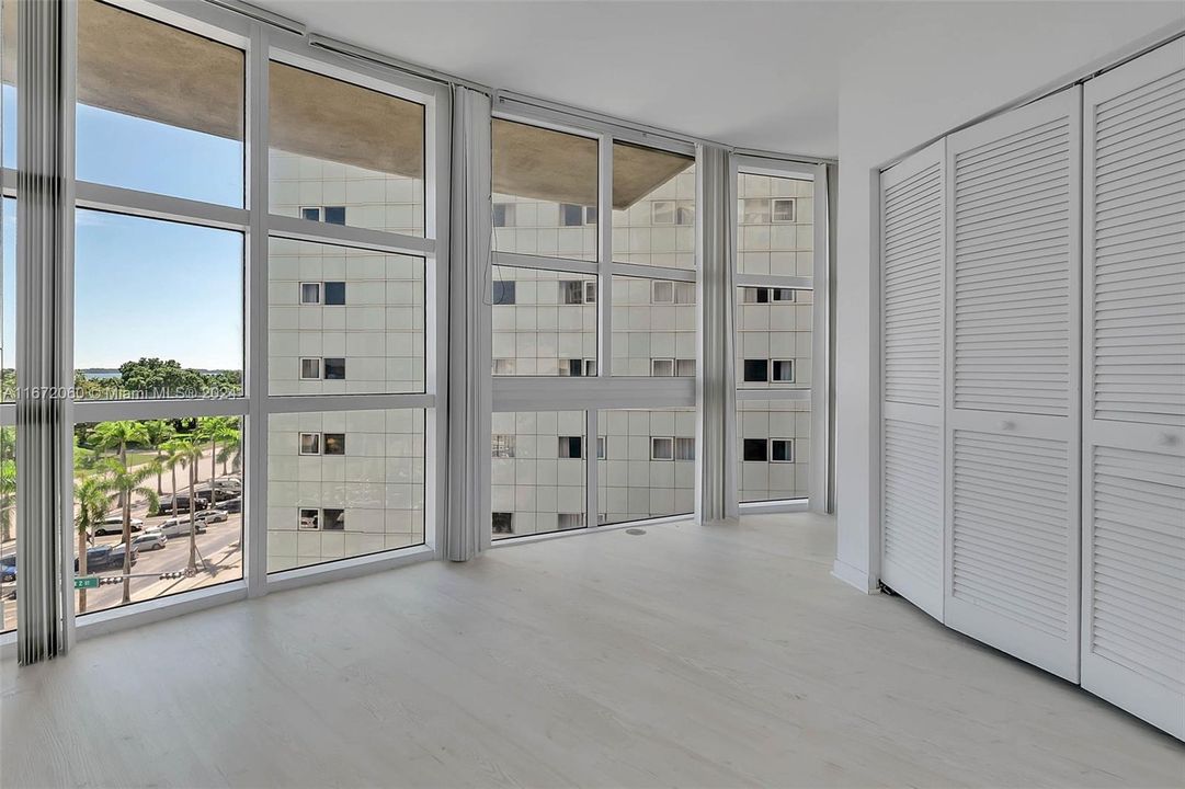 Recently Rented: $4,500 (2 beds, 2 baths, 1379 Square Feet)