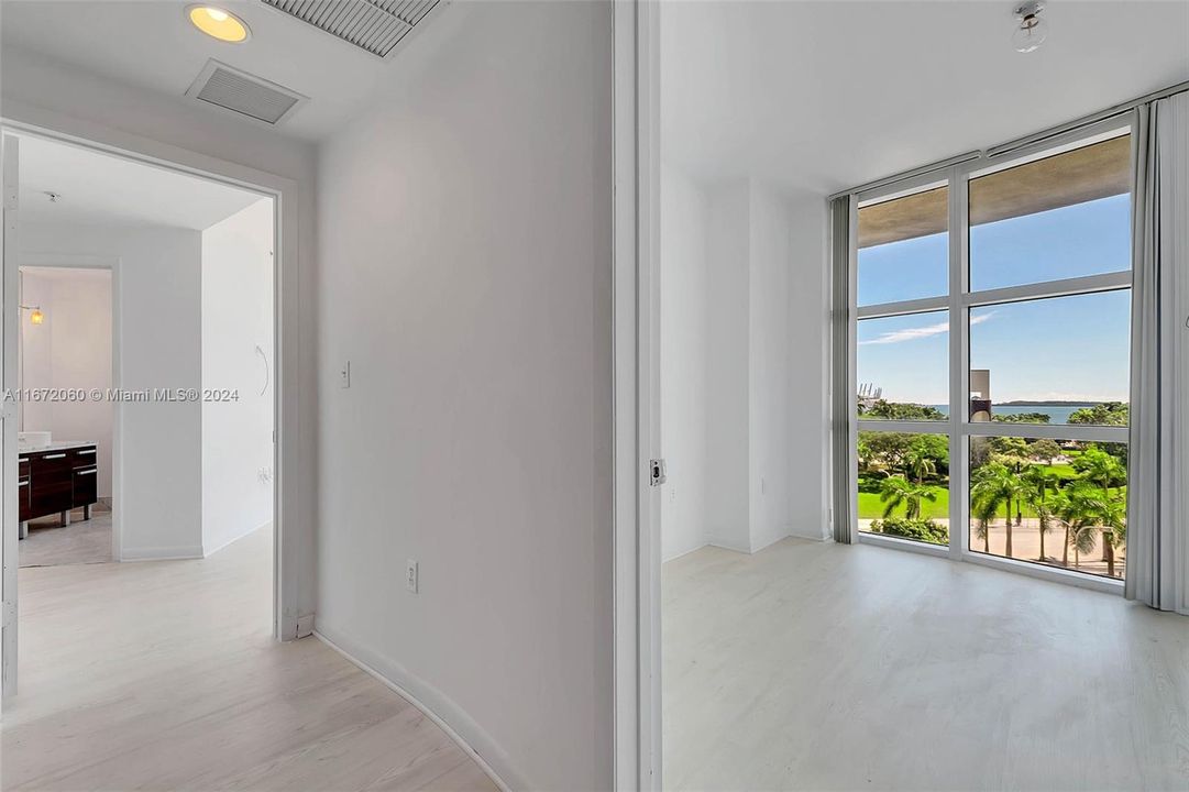 Recently Rented: $4,500 (2 beds, 2 baths, 1379 Square Feet)