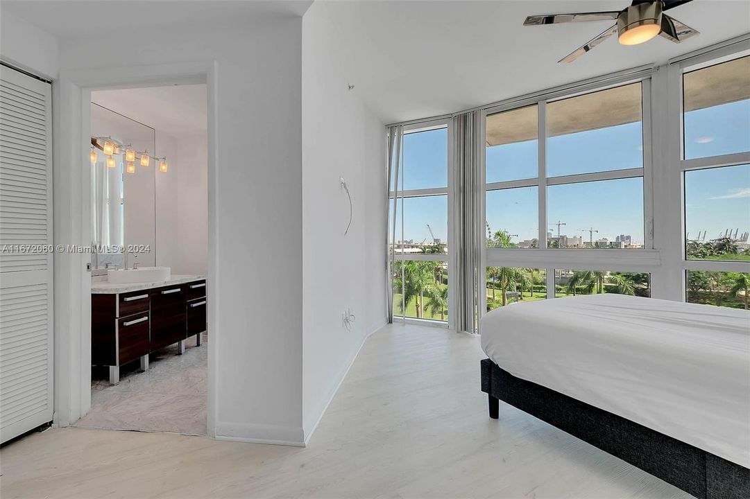 Recently Rented: $4,500 (2 beds, 2 baths, 1379 Square Feet)