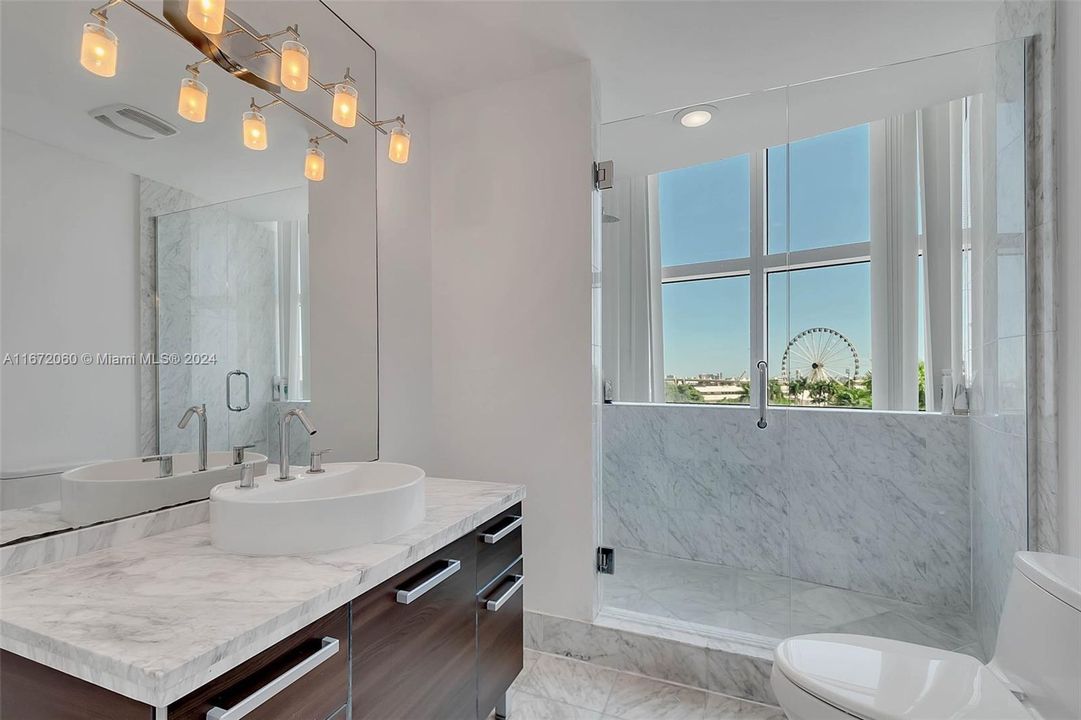 Recently Rented: $4,500 (2 beds, 2 baths, 1379 Square Feet)