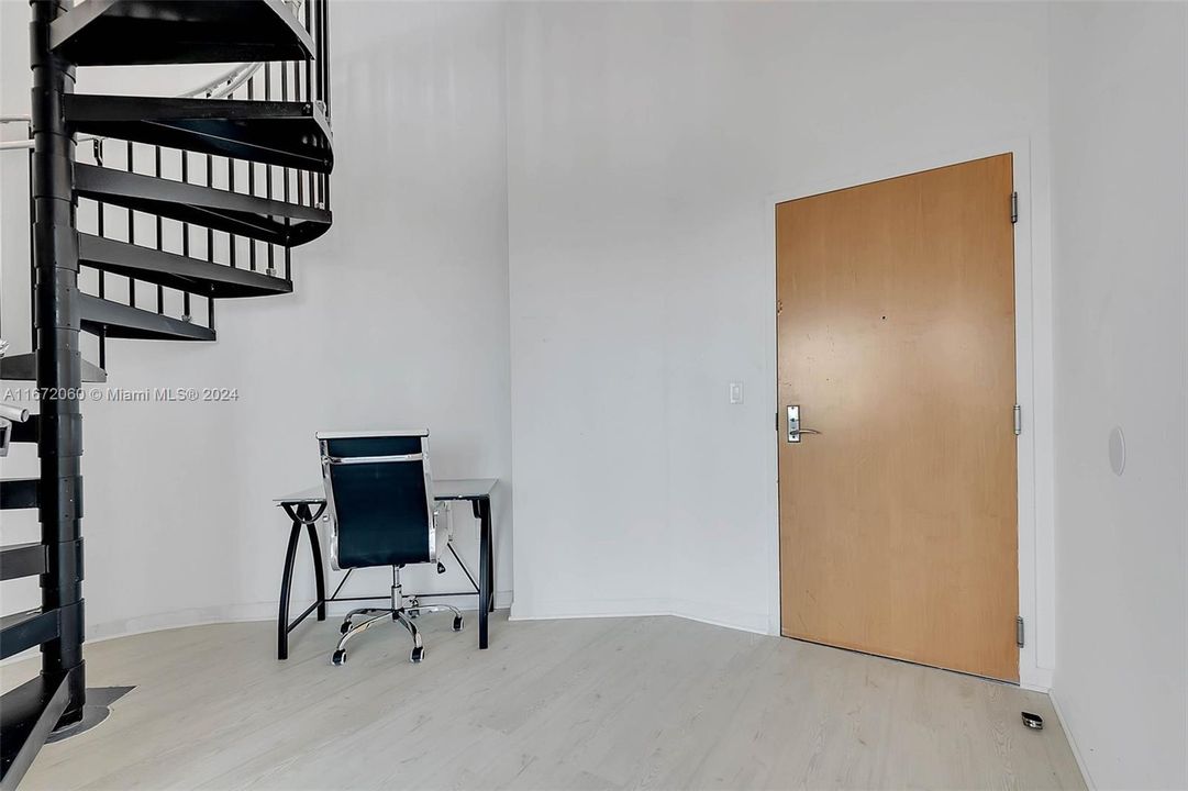 Recently Rented: $4,500 (2 beds, 2 baths, 1379 Square Feet)