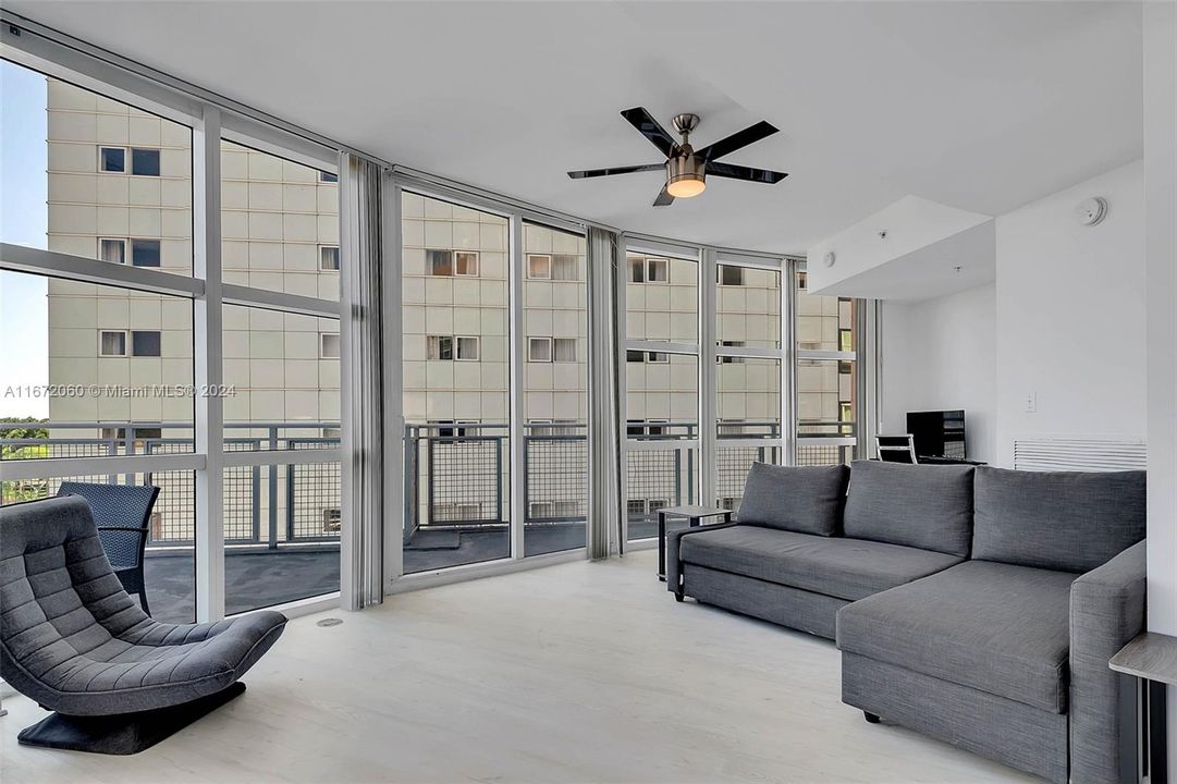 Recently Rented: $4,500 (2 beds, 2 baths, 1379 Square Feet)