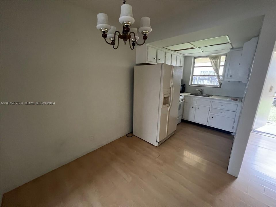 For Rent: $1,595 (1 beds, 1 baths, 600 Square Feet)