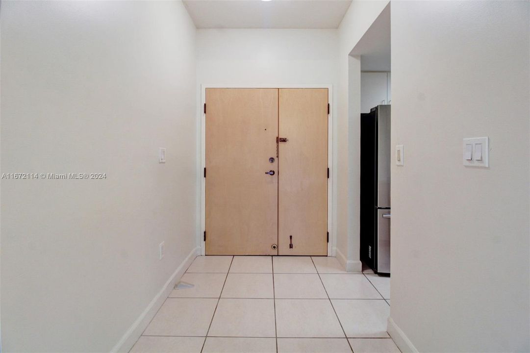 For Sale: $380,000 (2 beds, 2 baths, 1130 Square Feet)