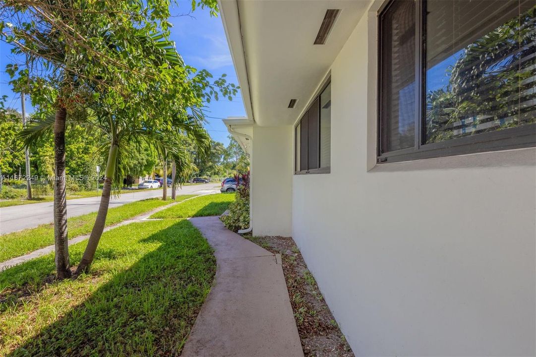 For Sale: $1,059,000 (5 beds, 2 baths, 0 Square Feet)