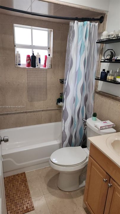 In-Laws Suite Bathroom