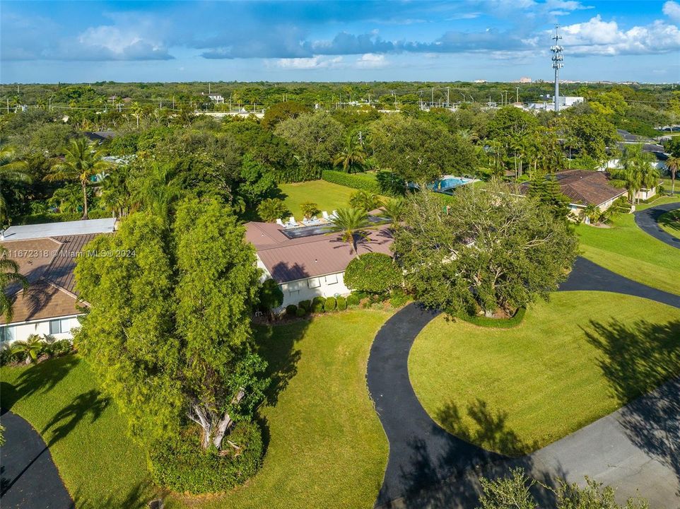 For Sale: $2,690,000 (5 beds, 3 baths, 2755 Square Feet)