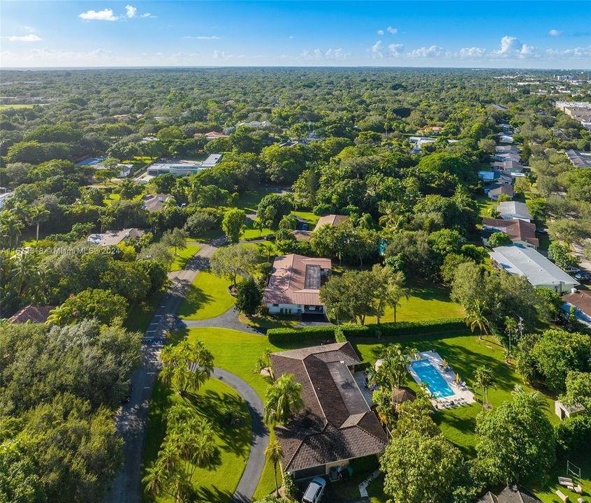 For Sale: $2,690,000 (5 beds, 3 baths, 2755 Square Feet)