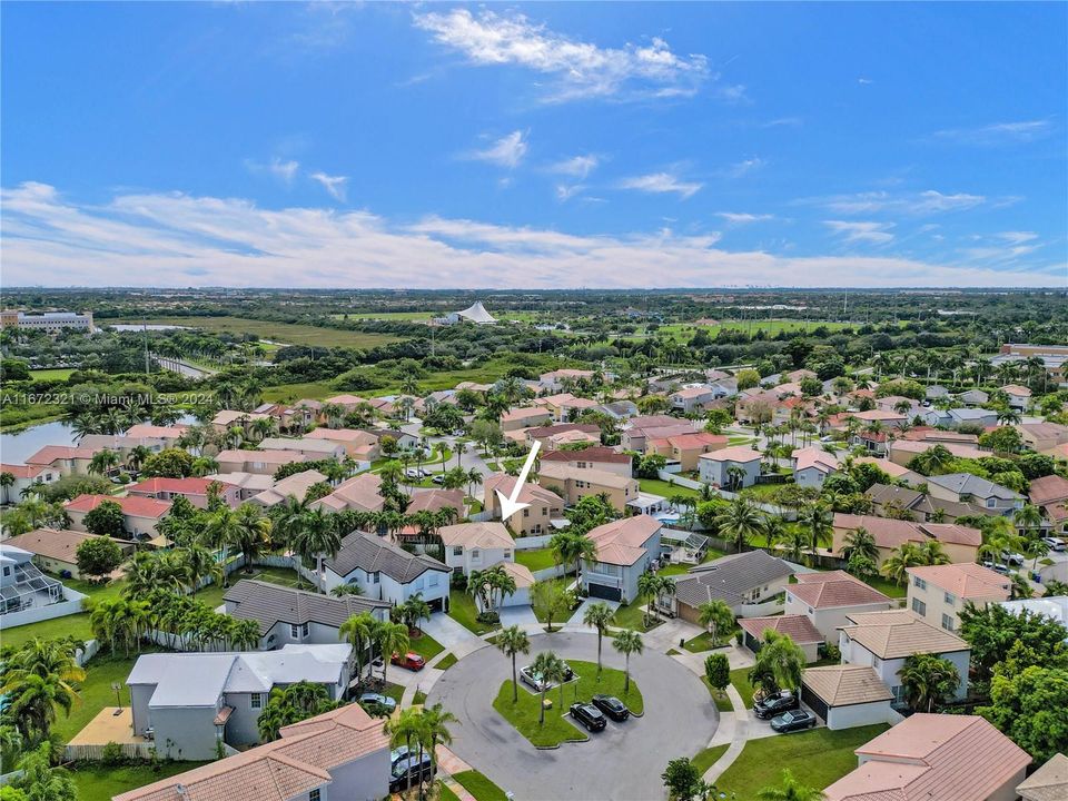 For Sale: $645,000 (3 beds, 2 baths, 1854 Square Feet)