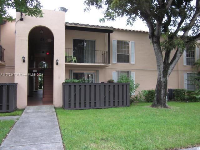 Recently Rented: $2,000 (1 beds, 1 baths, 709 Square Feet)