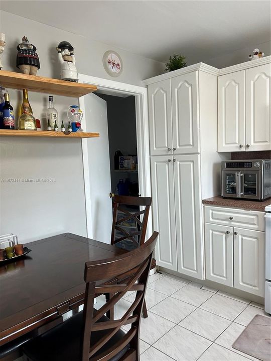 For Sale: $340,000 (2 beds, 2 baths, 1450 Square Feet)