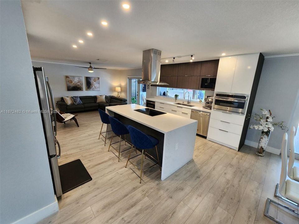 Recently Rented: $4,500 (3 beds, 2 baths, 1629 Square Feet)