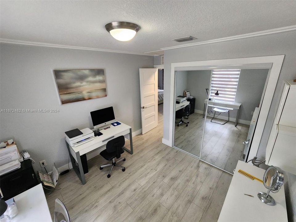 Recently Rented: $4,500 (3 beds, 2 baths, 1629 Square Feet)