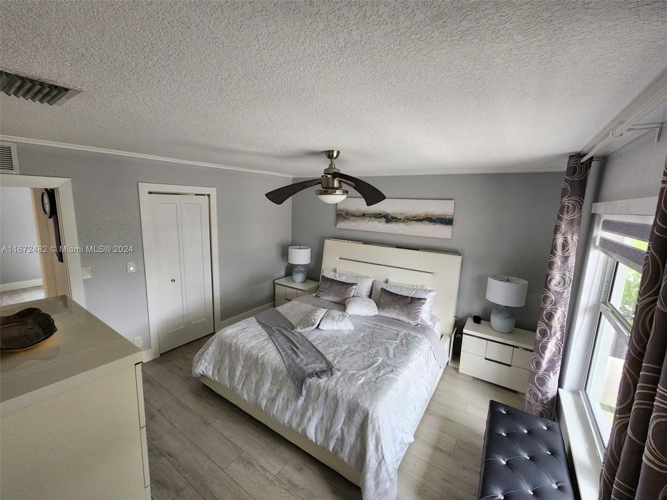 Recently Rented: $4,500 (3 beds, 2 baths, 1629 Square Feet)