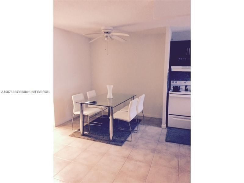 For Sale: $220,000 (1 beds, 1 baths, 620 Square Feet)