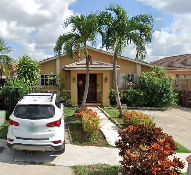 For Sale: $515,000 (3 beds, 2 baths, 1260 Square Feet)