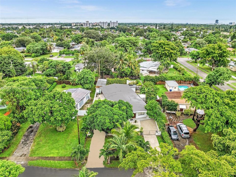 For Sale: $769,000 (3 beds, 3 baths, 1848 Square Feet)