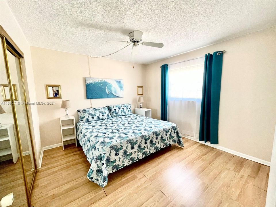 For Sale: $134,900 (1 beds, 1 baths, 510 Square Feet)