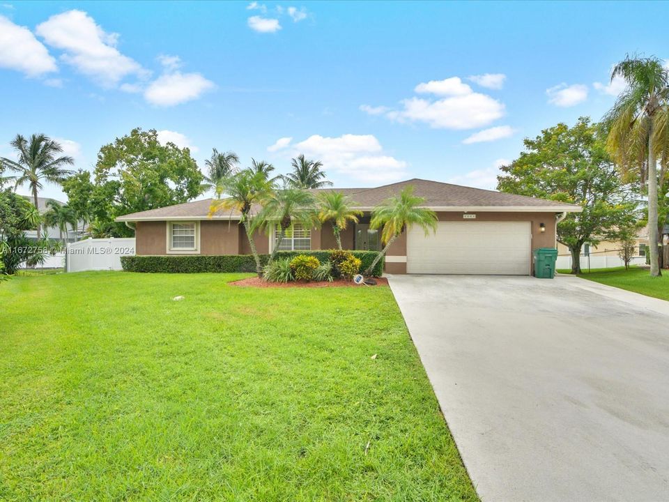 For Sale: $1,040,000 (4 beds, 3 baths, 2218 Square Feet)