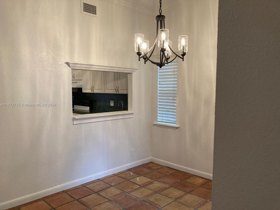 For Rent: $2,850 (2 beds, 2 baths, 893 Square Feet)