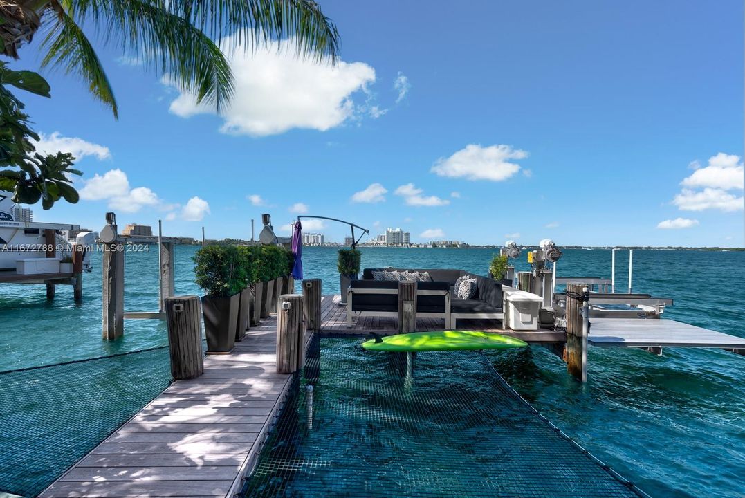 For Sale: $7,999,000 (4 beds, 4 baths, 3131 Square Feet)